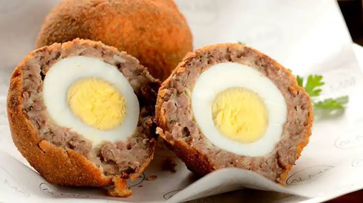 Bolinho De Carne C Ovo